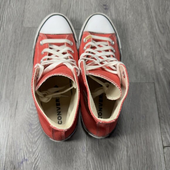 Converse Chuck Taylor All Star High Women\'s Sneaker Red Heart Lifestyle Sz 8